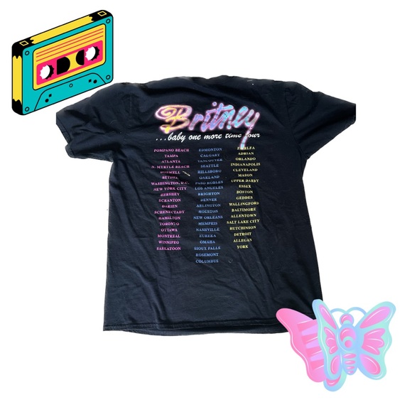 🎀 Britney Spears Concert Tour Shirt +FREE GIFT! - Picture 2 of 4